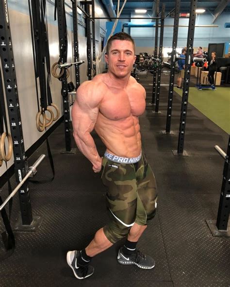 Brett Wilkin Bodybuilder, Height, Weight, Age, Olympia